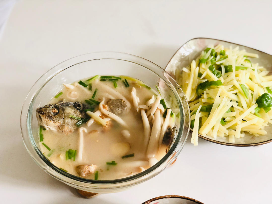 鲫鱼汤