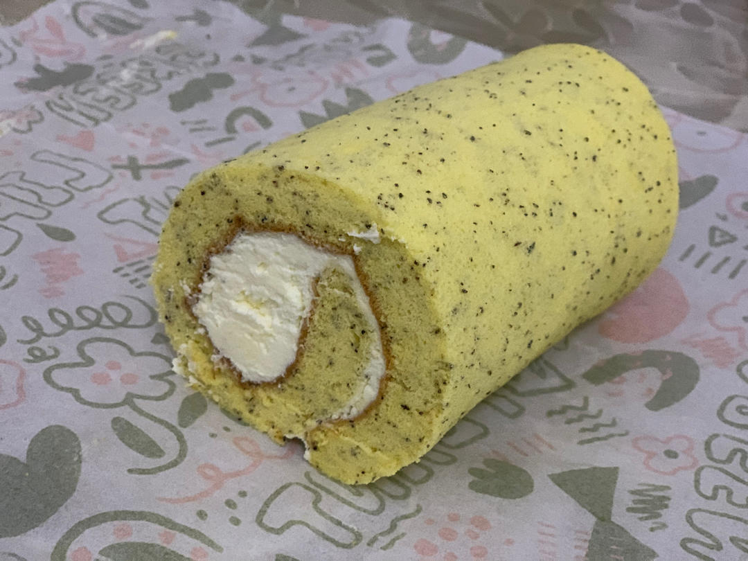 蛋糕卷这样做‼️不掉皮不开裂（小视频食谱）