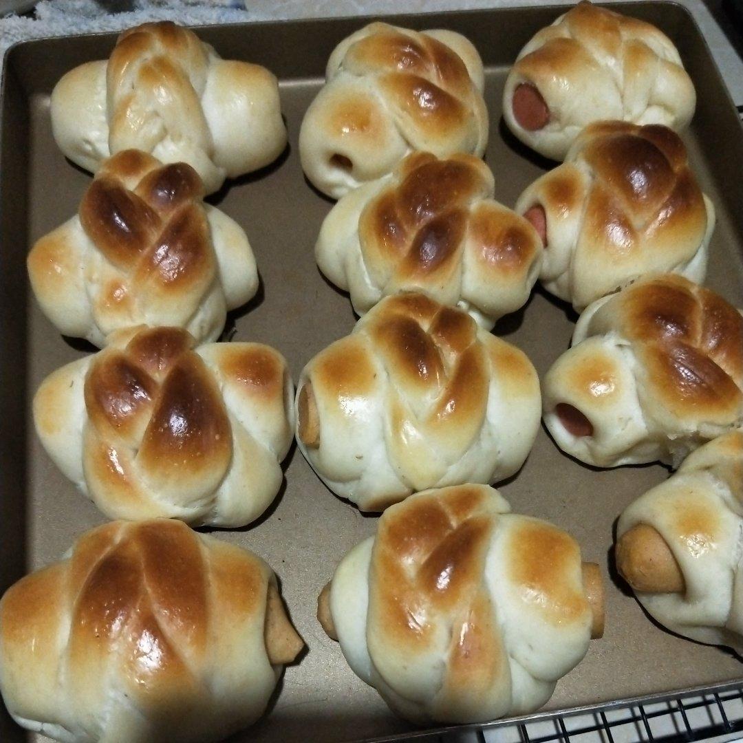 美味肠仔包 香肠面包