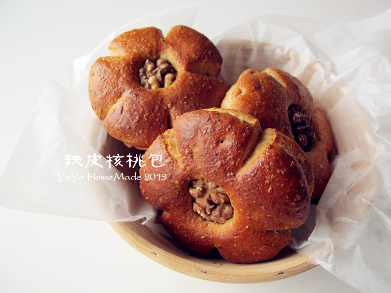 全麦核桃花包
