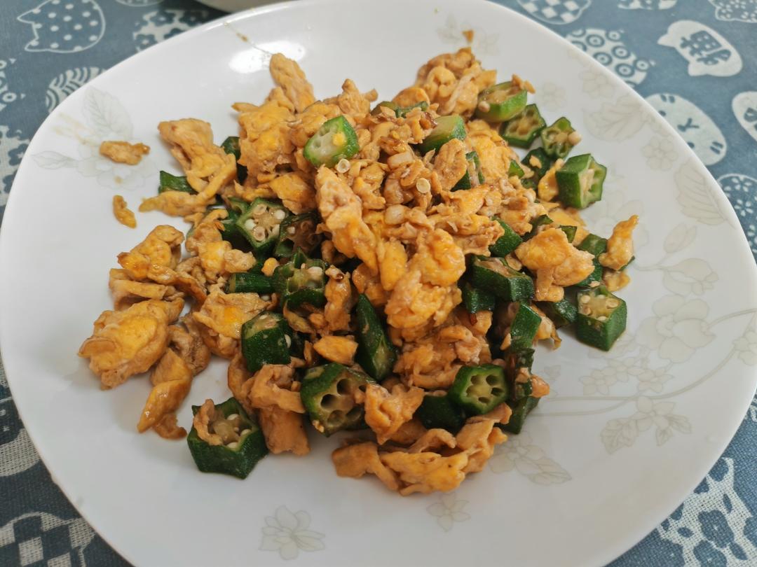 低脂低卡，好吃不胖的秋葵炒鸡蛋，巨好吃