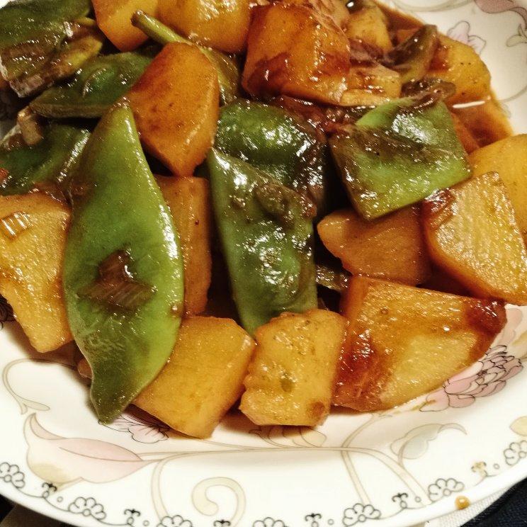 土豆炖豆角