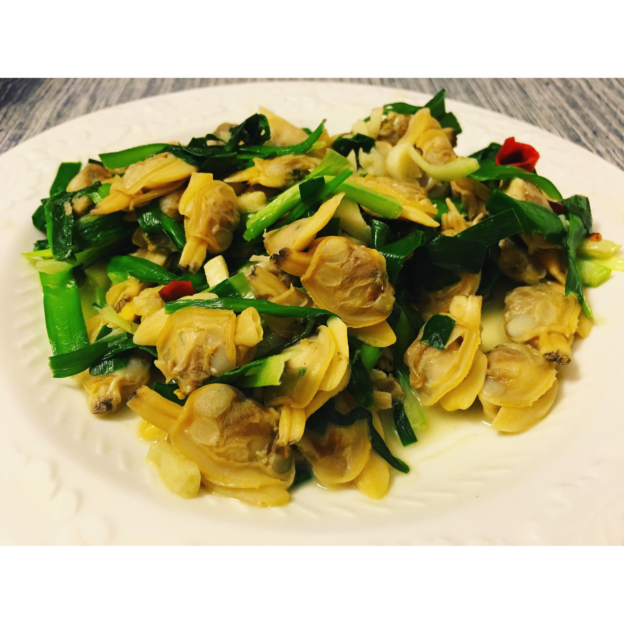 韭菜炒蚬肉