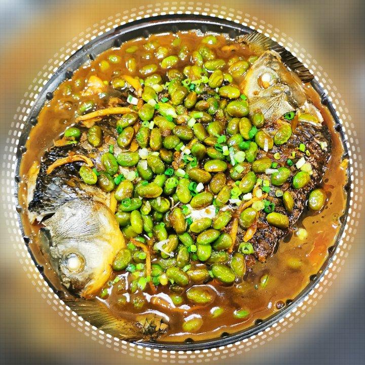 红烧鲫鱼