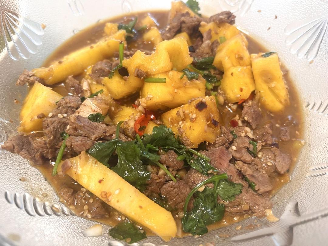 嫩滑清爽凉拌菜～夏季强烈推荐！香菜菠萝牛肉