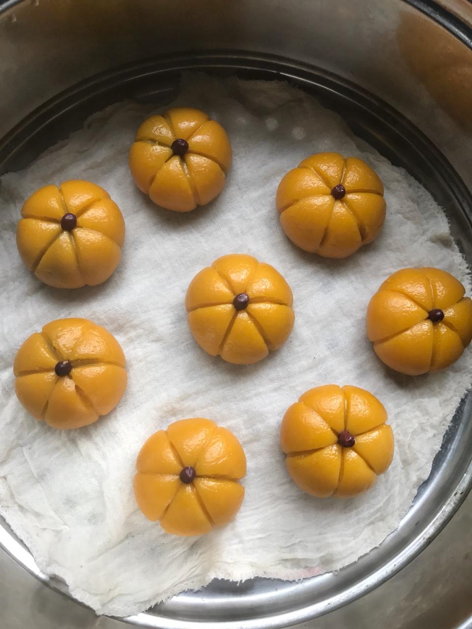 可爱呆萌南瓜饼