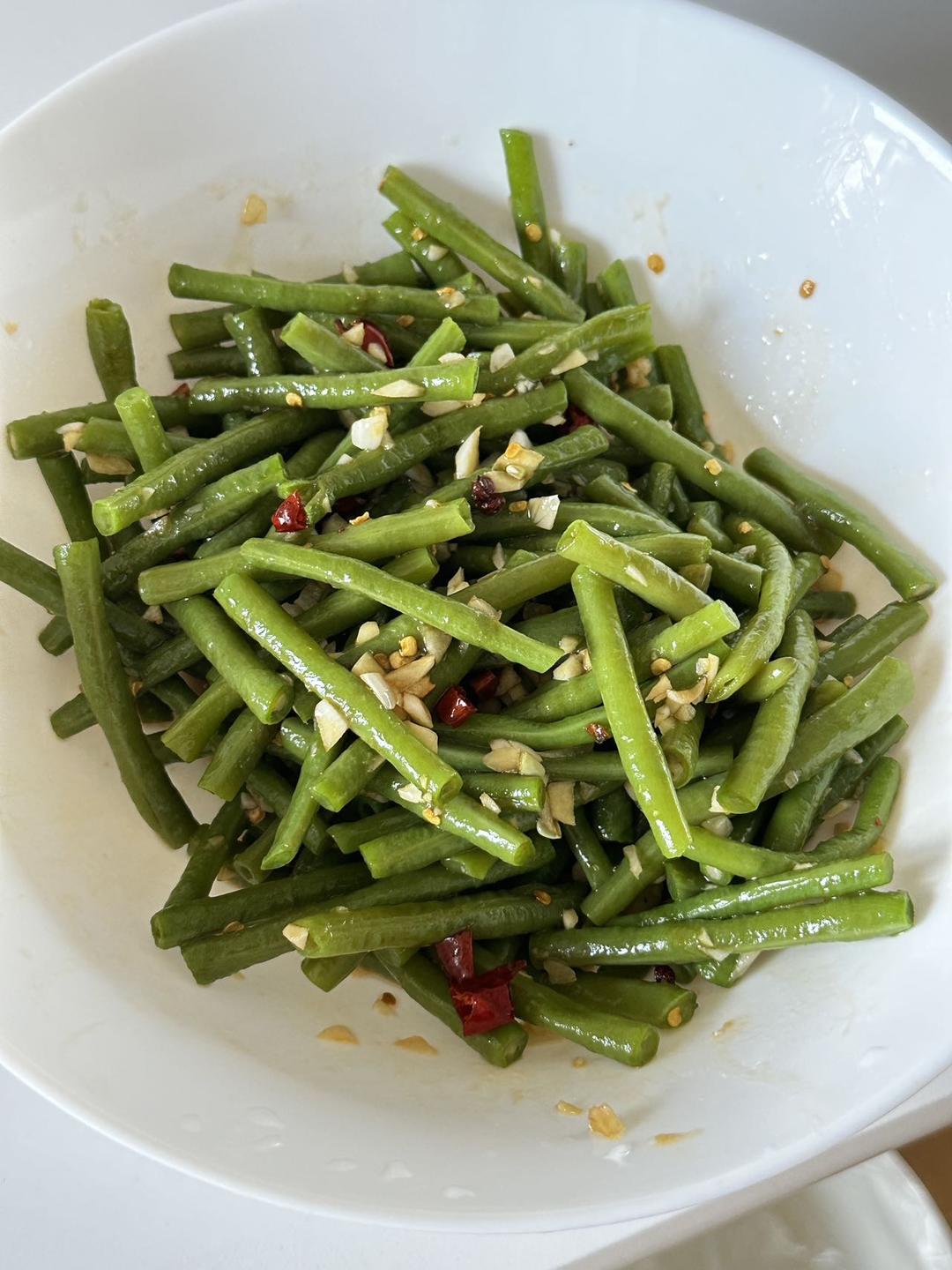 夏日爽口小拌菜～超级好吃的炝豇豆