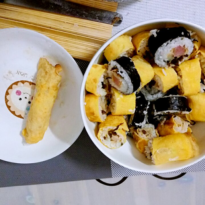 蛋皮寿司