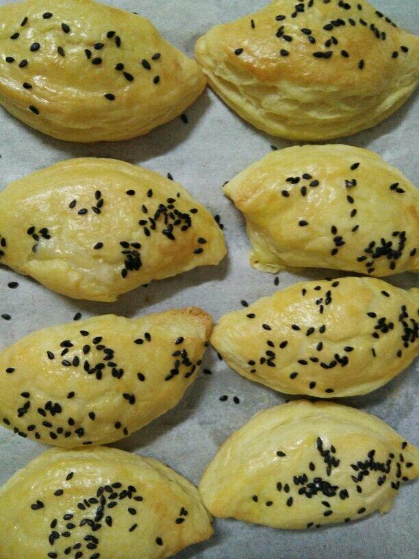 蛋挞皮版蛋黄酥（香芋紫薯馅）