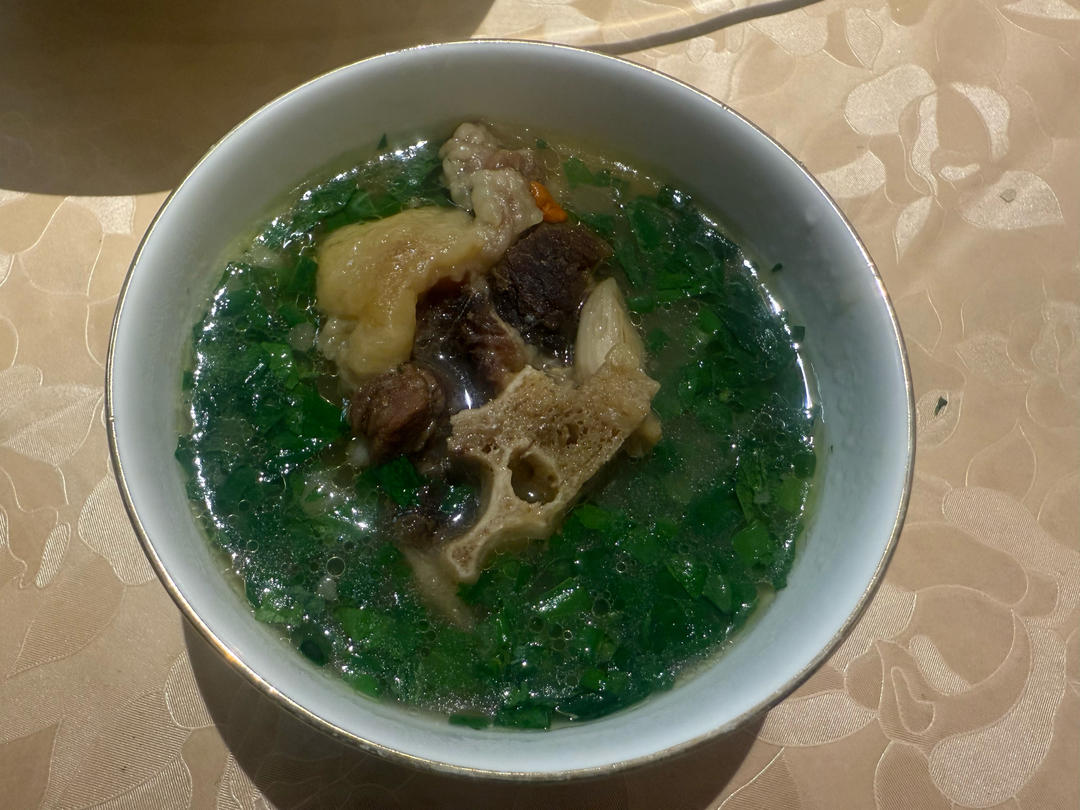 韩式清炖牛尾汤