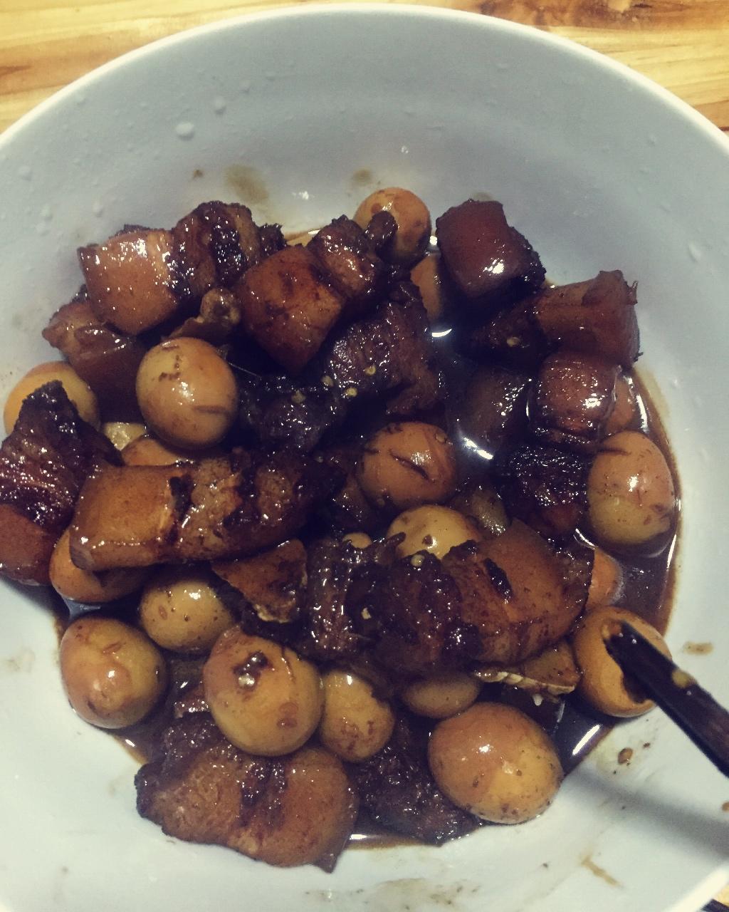 其实也不是很难的红烧肉烧蛋