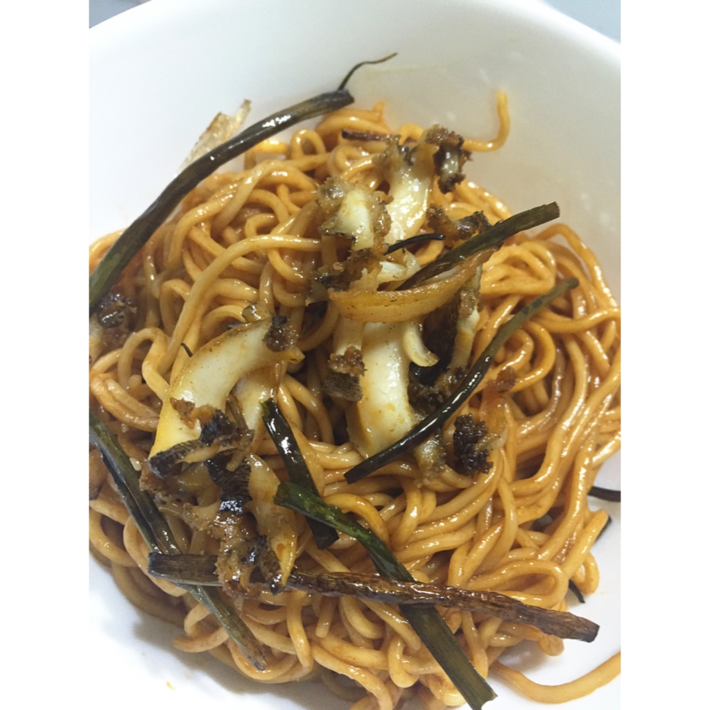 葱油拌面Spring Onion Noodles