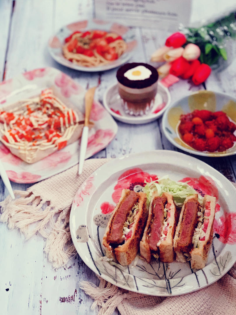 搬运&复刻「Hafuu」招牌　炸牛排三明治