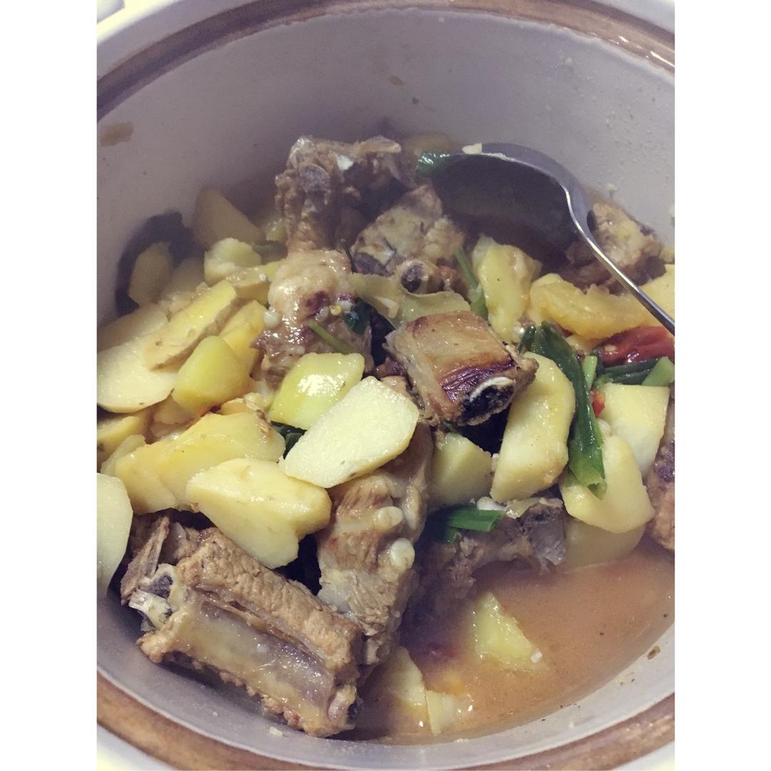 红烧排骨土豆