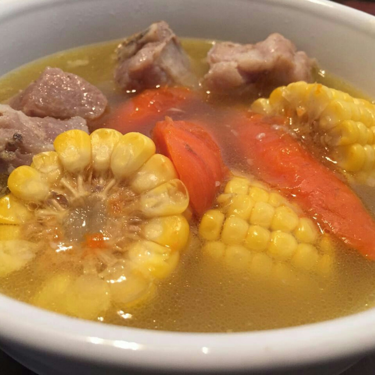 番茄土豆玉米排骨汤
