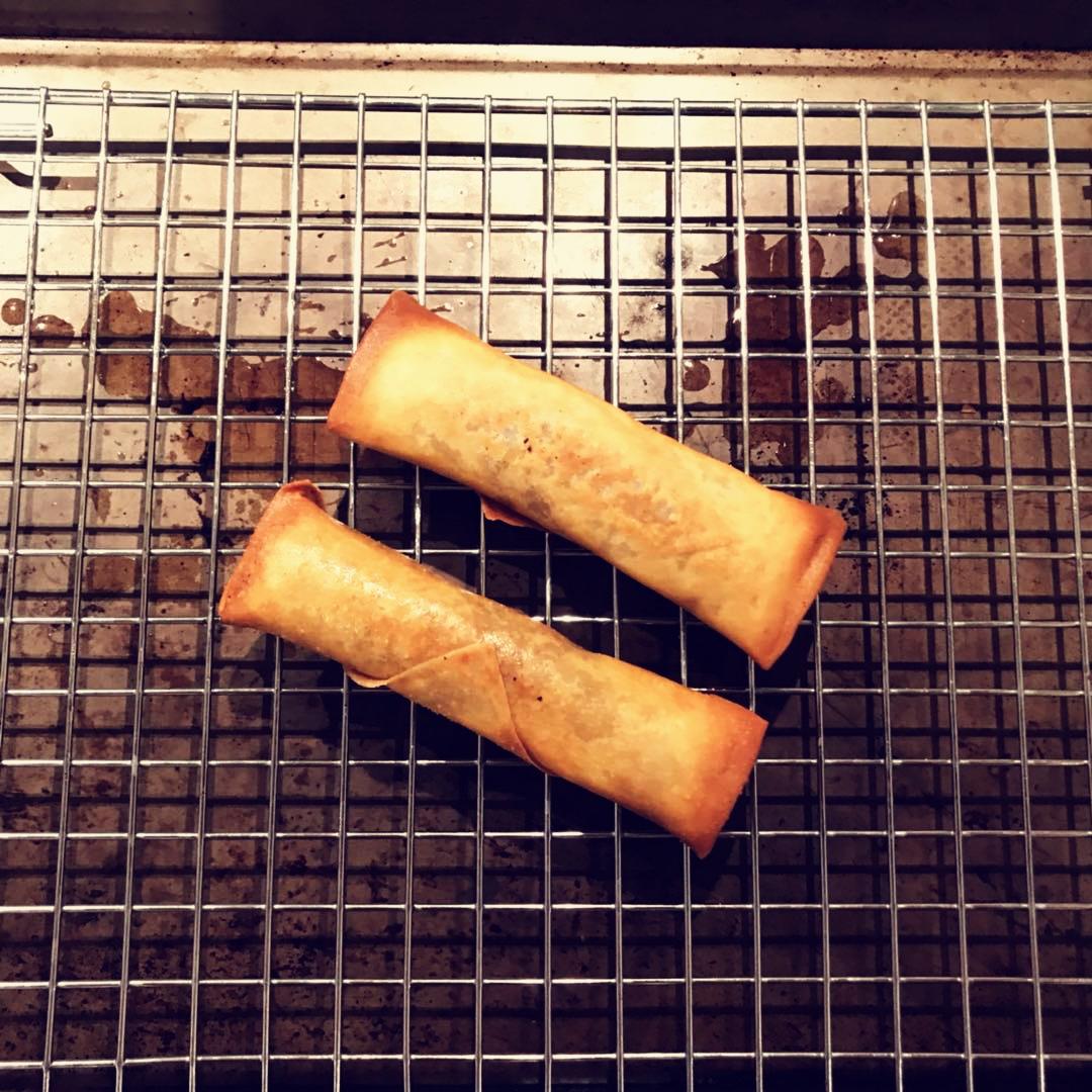 黄芽菜肉丝春卷