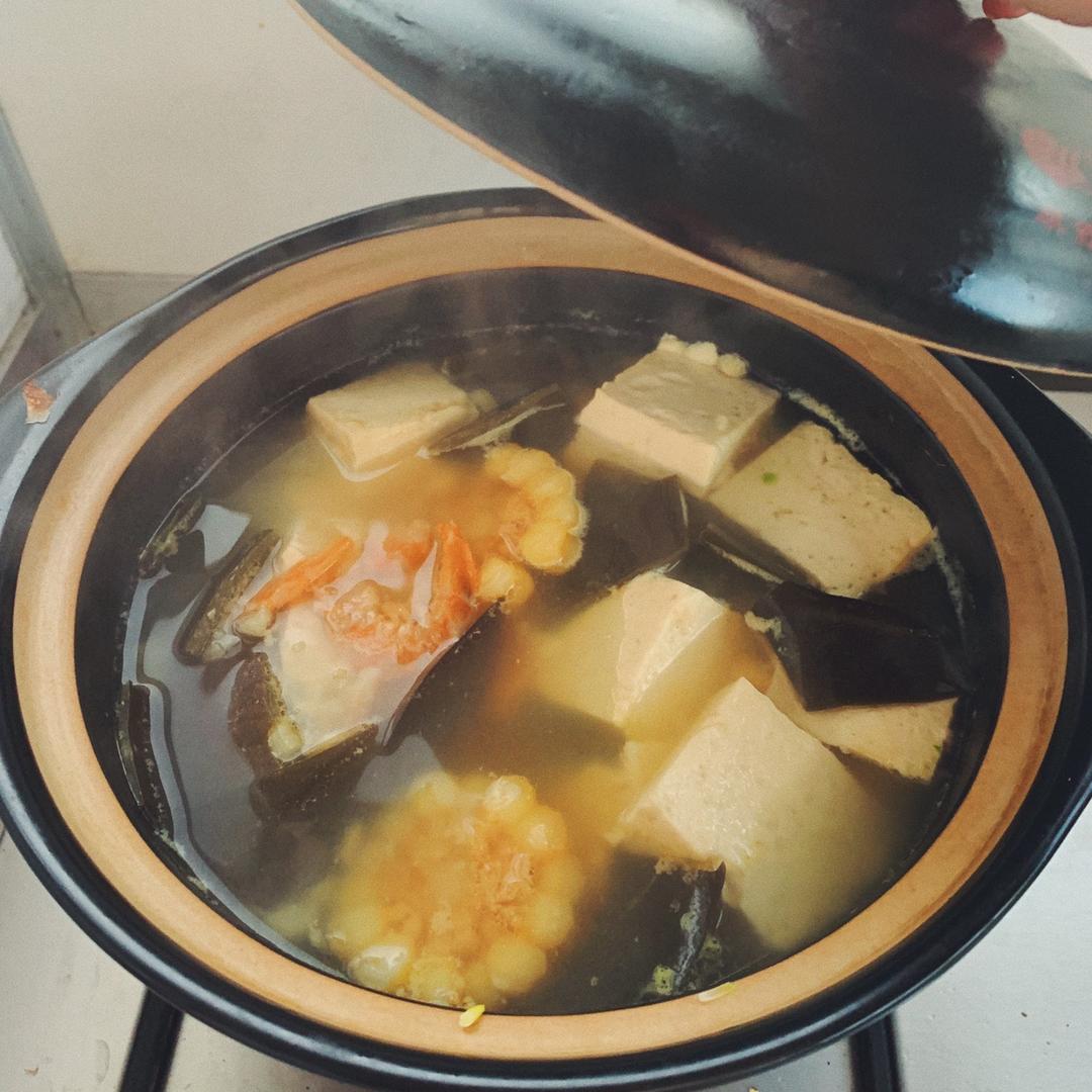 海带豆腐汤