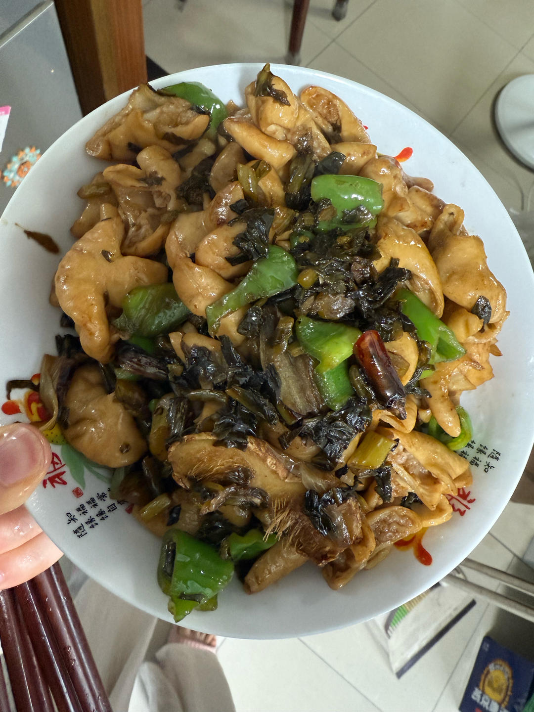 你们要的酸菜炒肥肠教程来了，好吃巨下饭！