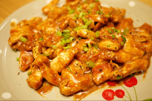 味噌加沙拉酱做出软嫩的鸡胸肉块