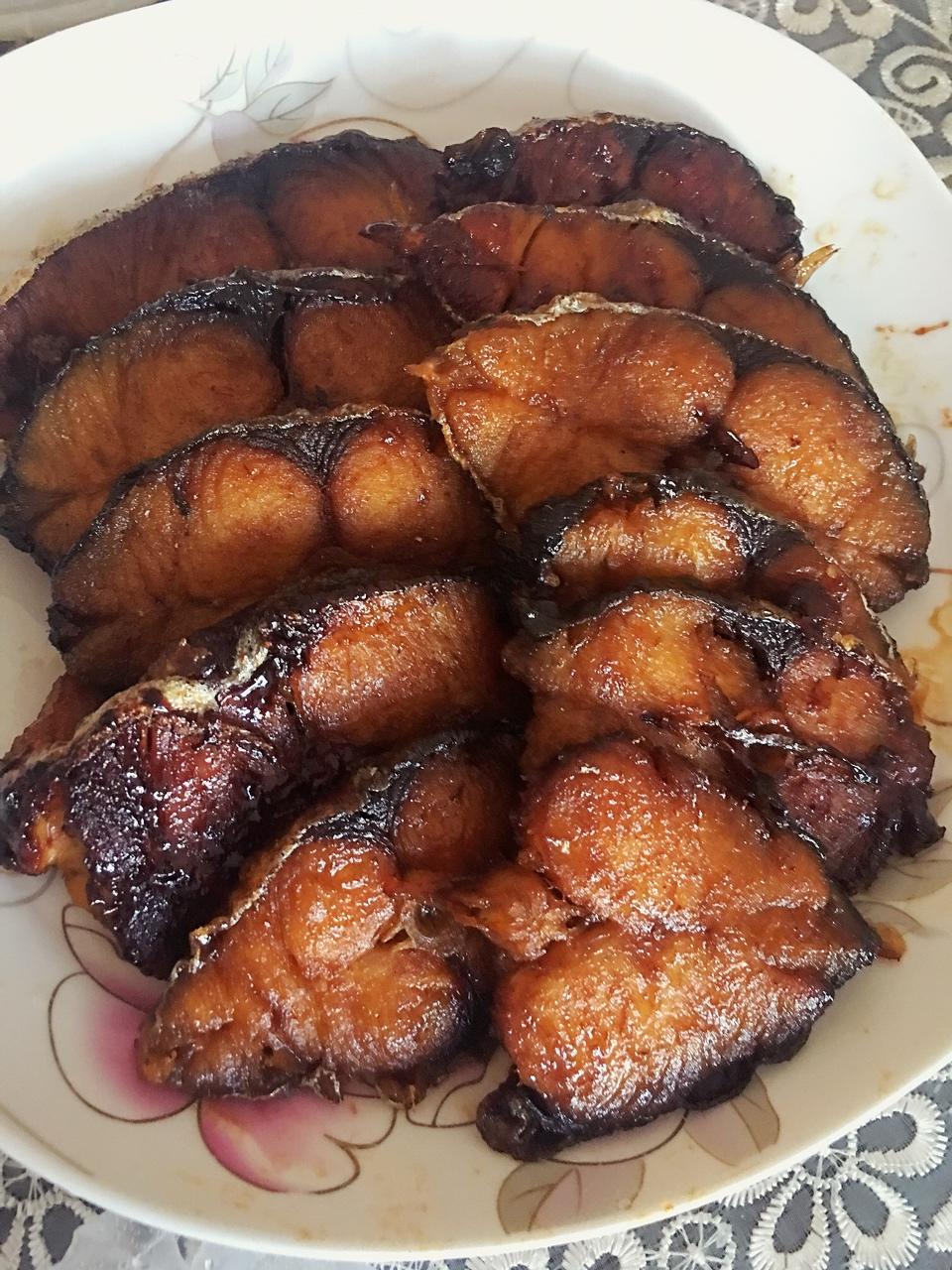 刘小胖做的熏鲅鱼