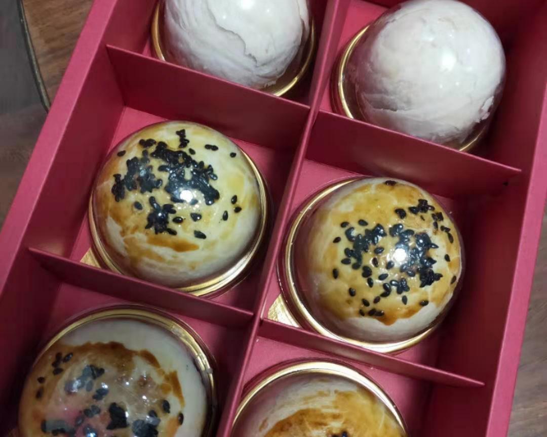 蛋黄酥&芋头酥&花生酱酥