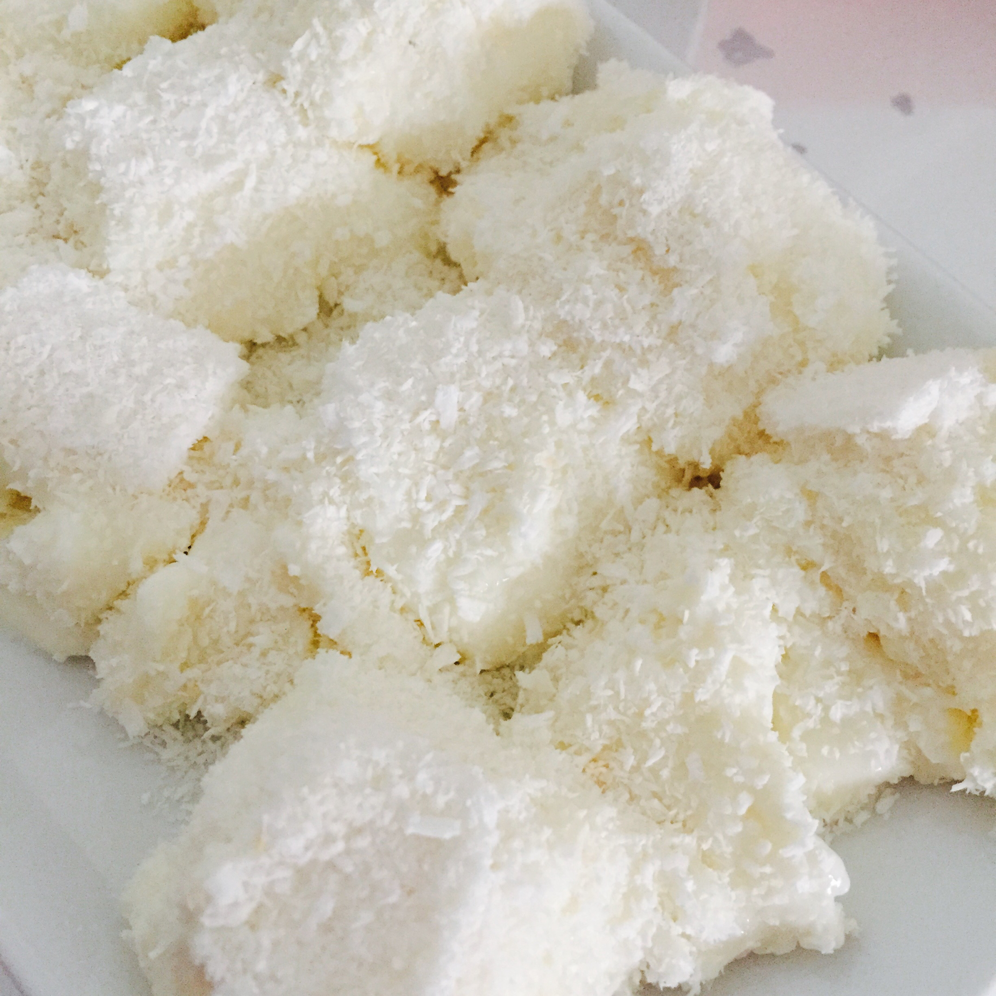 完胜85度C牛奶椰丝小方