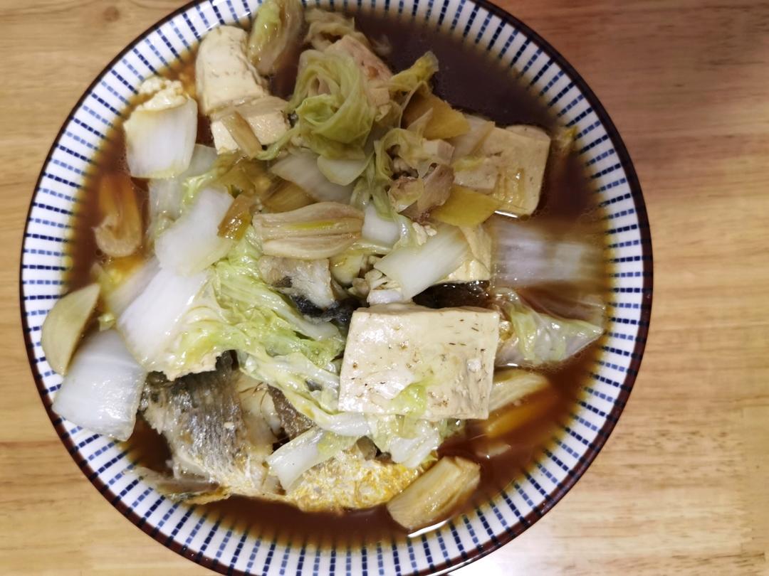 鱼炖豆腐