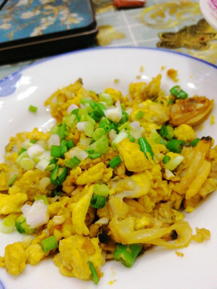蚬子肉炒鸡蛋