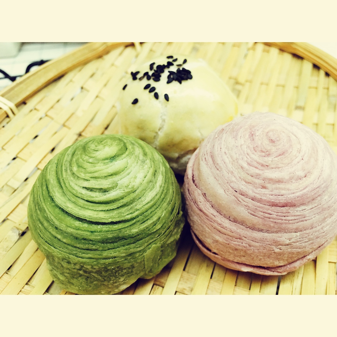 蛋黄酥：抹茶酥：（奶黄味）
