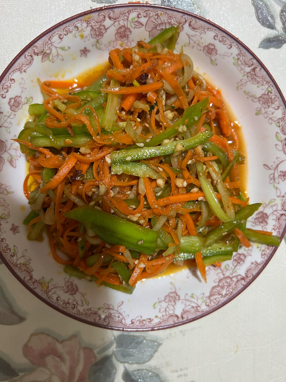 凉拌胡萝卜丝