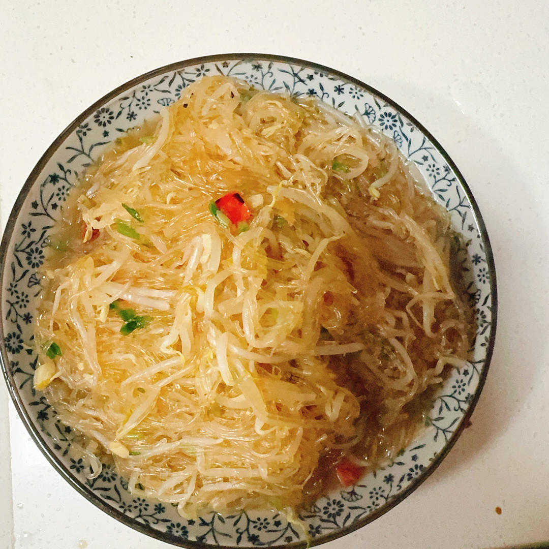 黄豆芽炒粉条