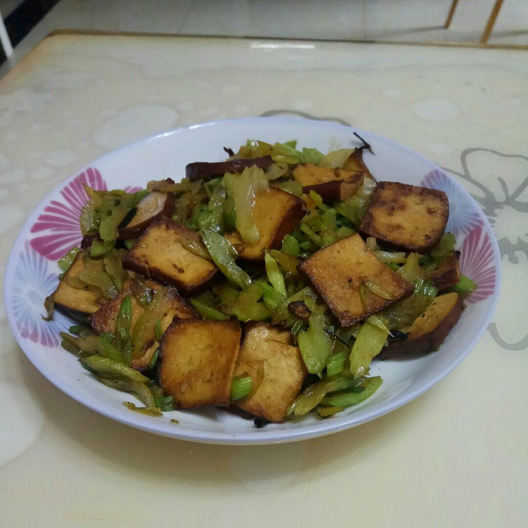 香干芹菜