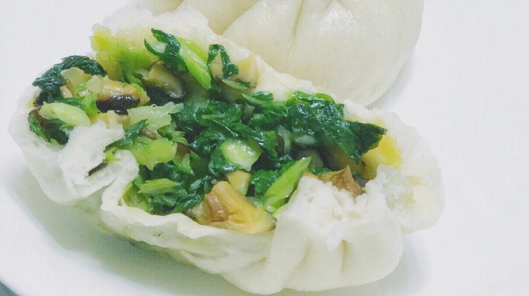 冬笋香菇菜包