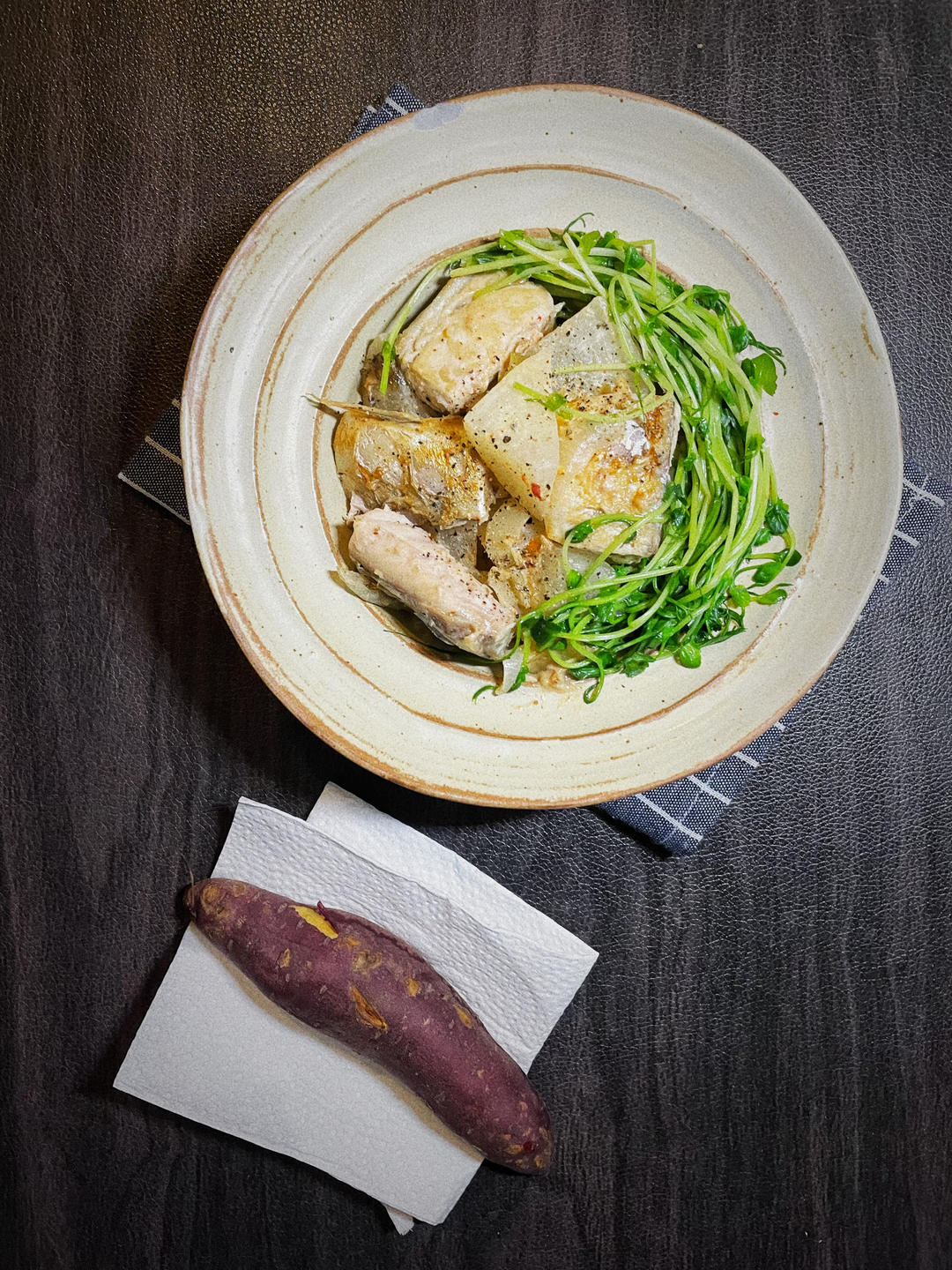 【挪威海产｜腐乳萝卜烧青花鱼】