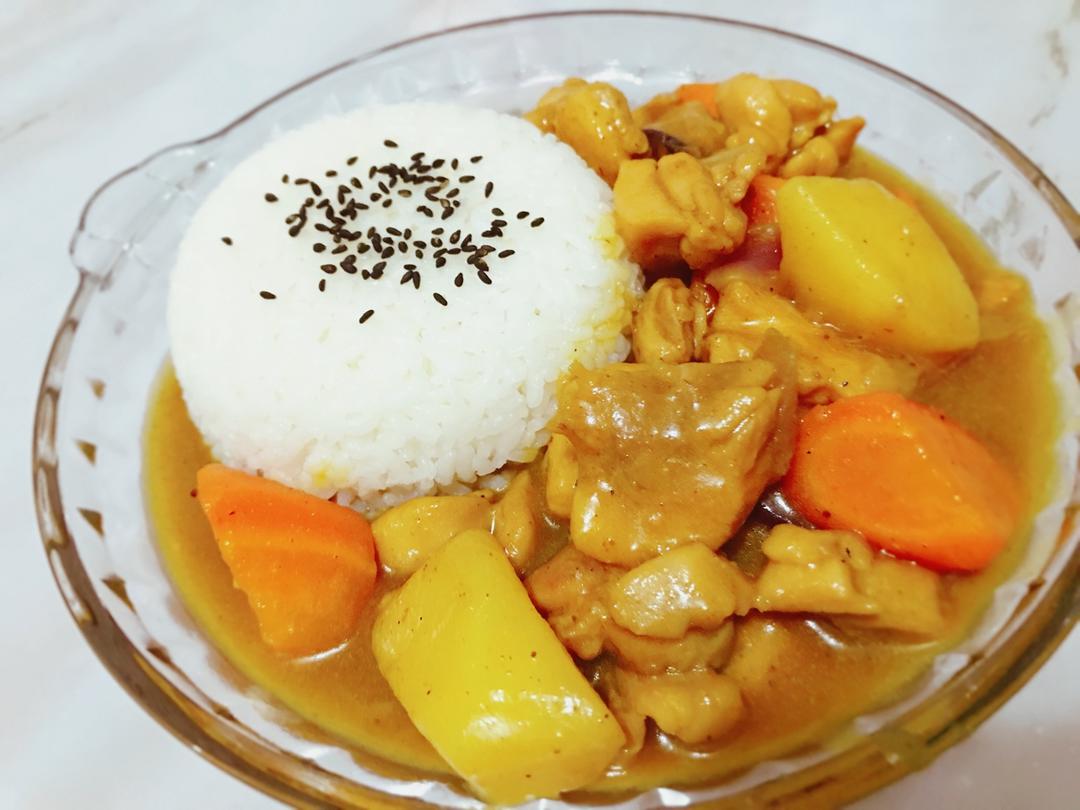 咖喱鸡肉饭