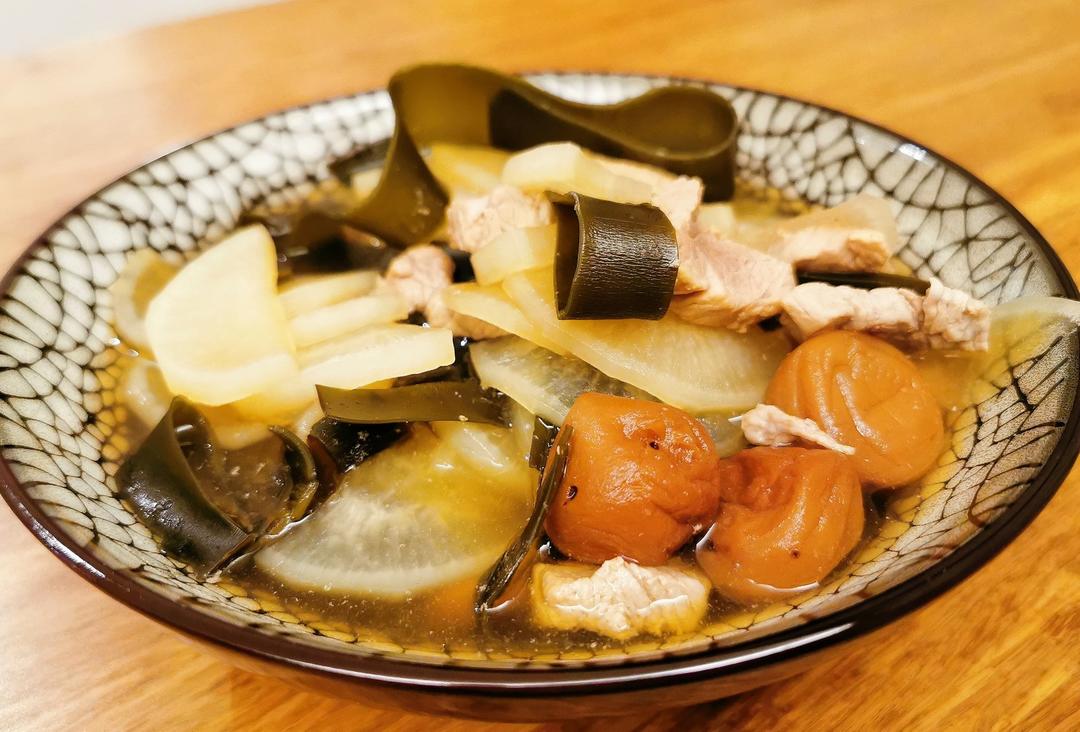梅子味猪里脊煮萝卜