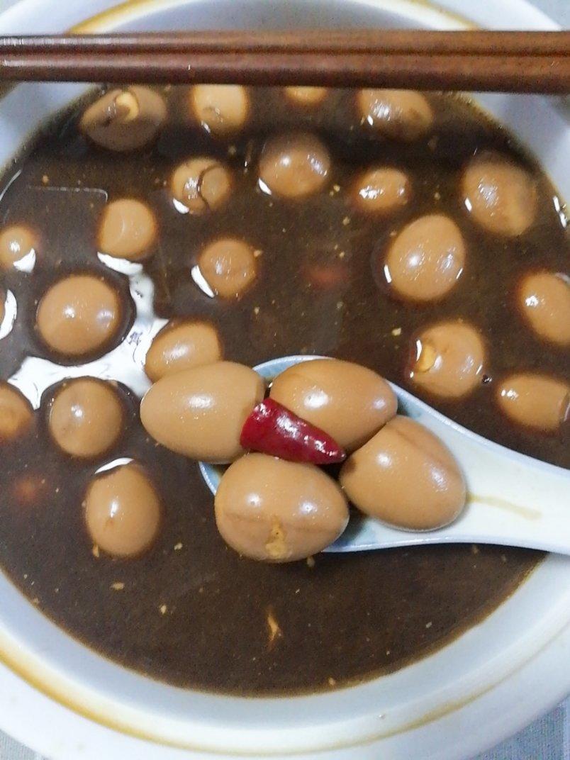 乡巴佬卤鹌鹑蛋