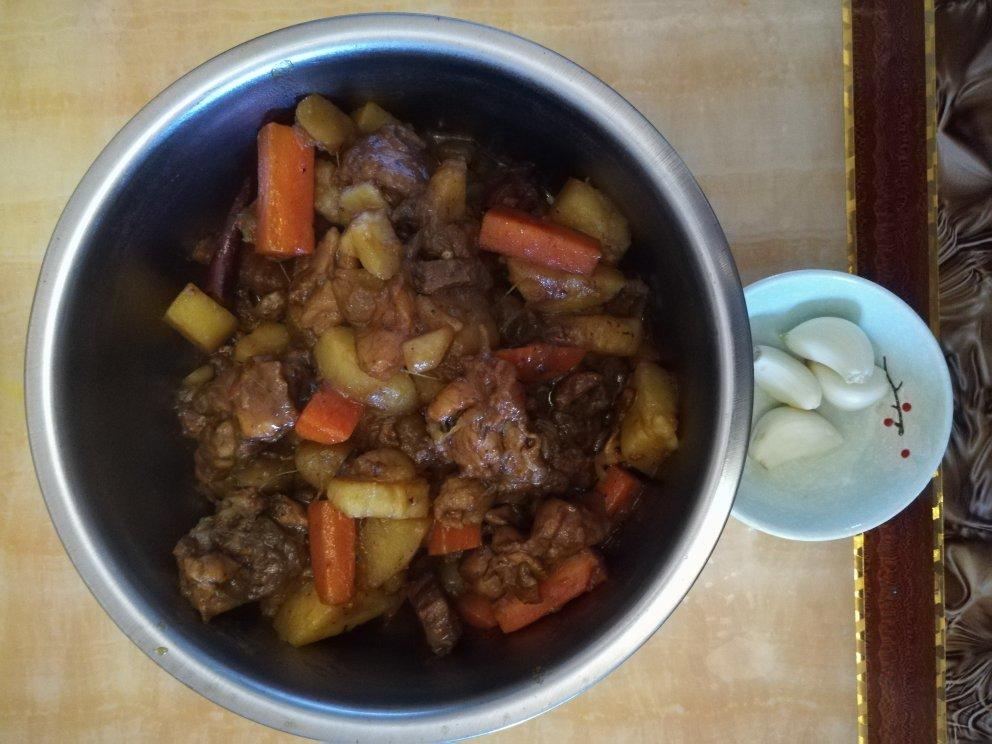 秘诀是可乐的红烧土豆鸡翅