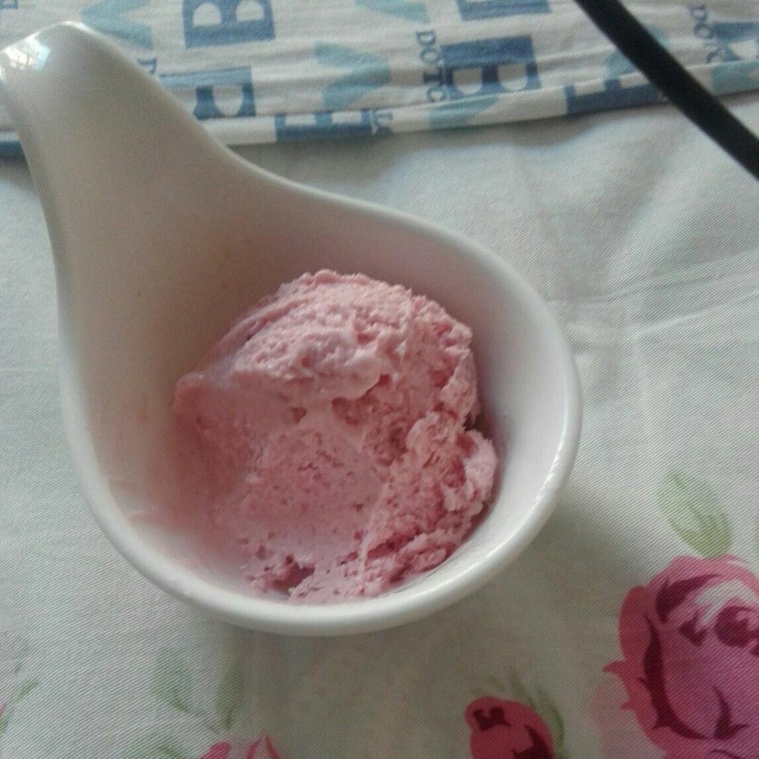 【菓子学校】草莓牛奶冰淇淋