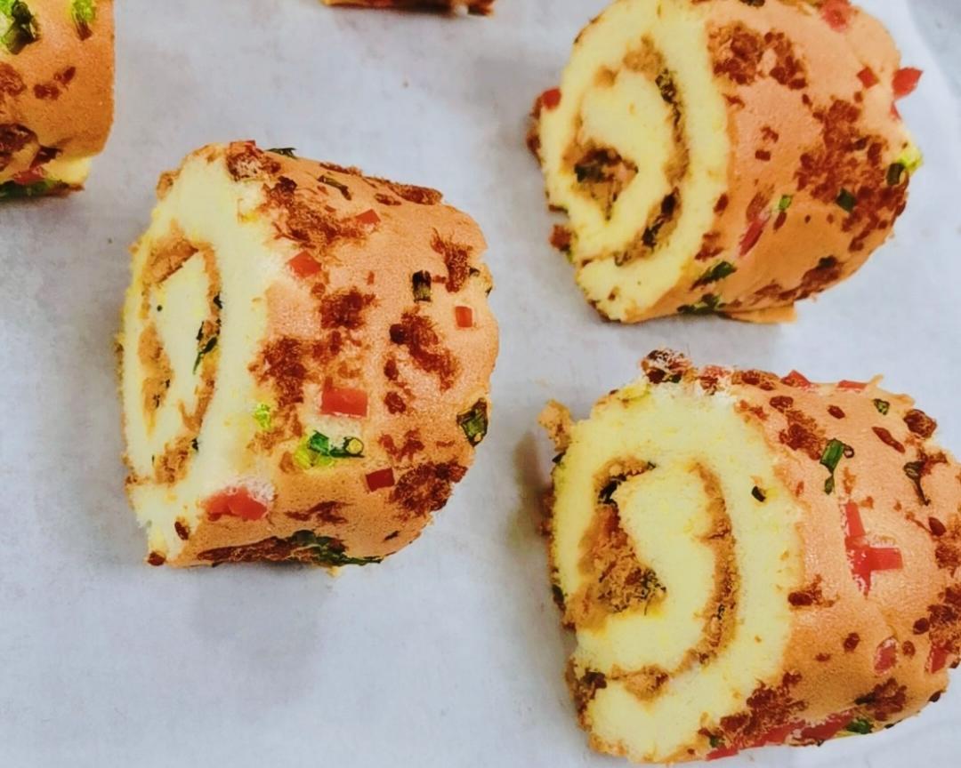 不容易开裂的咸味肉松蛋糕卷的做法