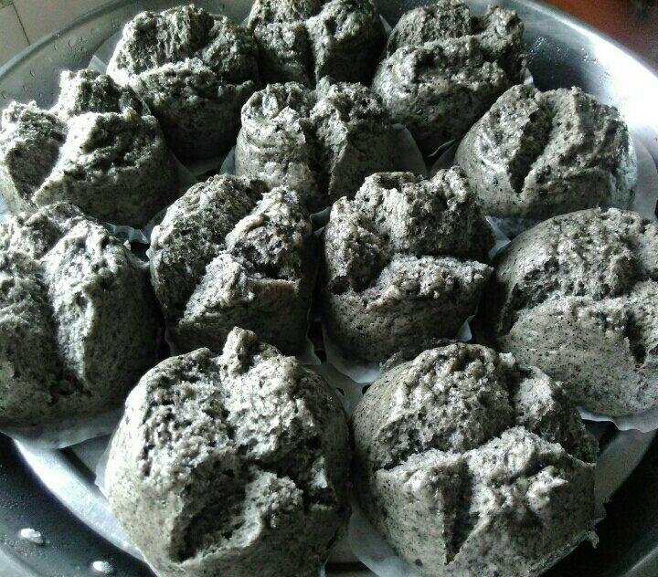 黑芝麻开花馒头