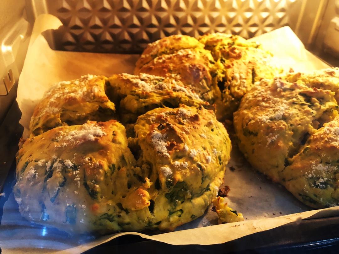 菠菜南瓜奶酪丹波面包丨健康·烘焙