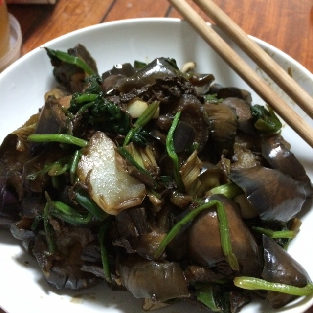 梅干菜烧茄子