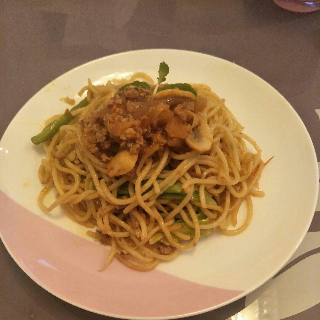 意大利茄汁肉酱面 Spaghetti Bolognese