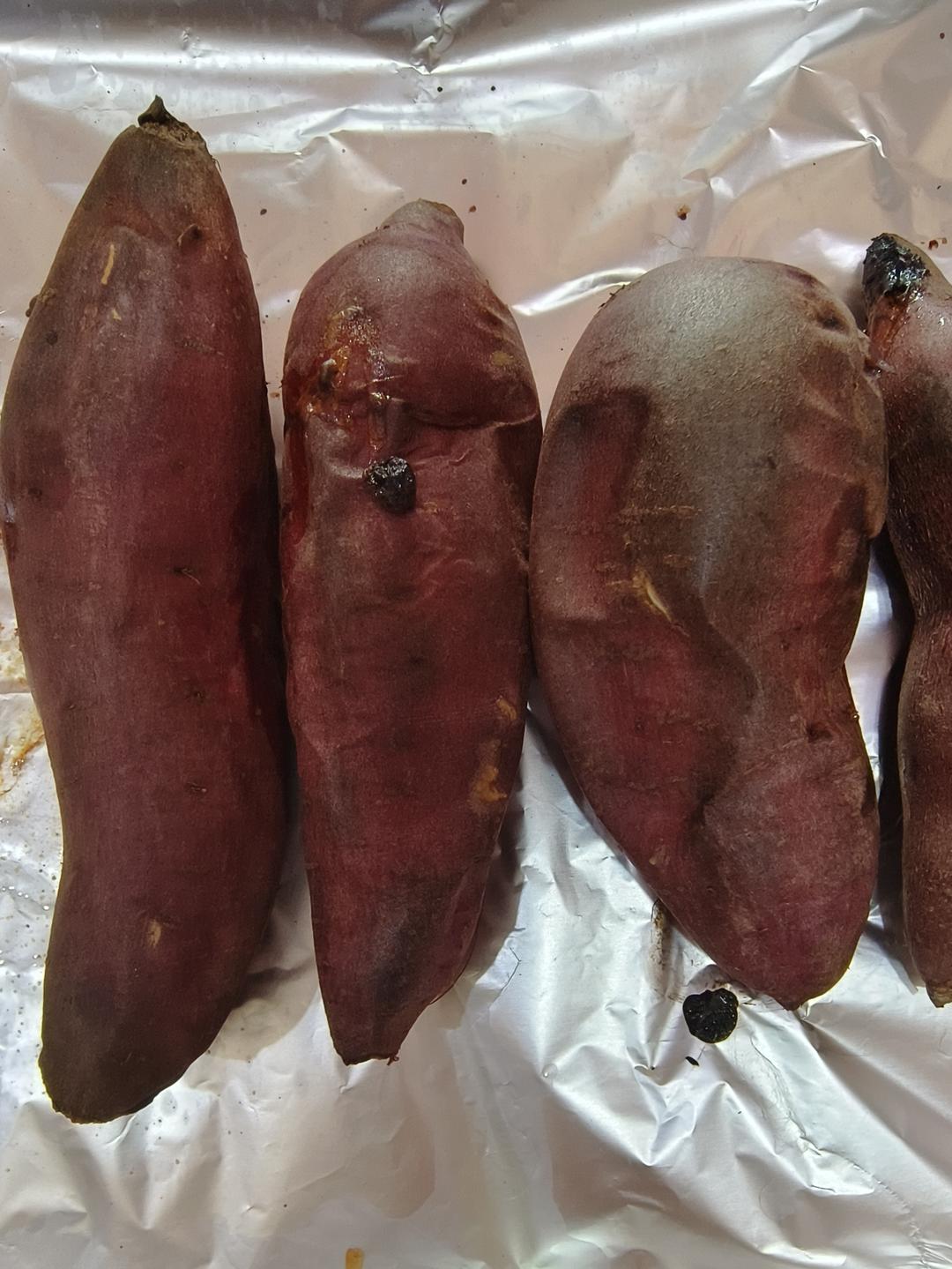 【糯唧唧的烤红薯】糖油四溢皮肉分离外糯里嫩吸溜着吃！