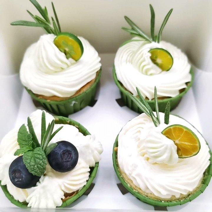 青柠奶酪纸杯蛋糕🧁LEMON CHEESE CUPCAKE