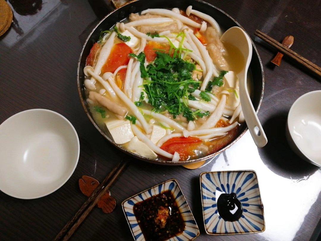 番茄豆腐三文鱼骨汤