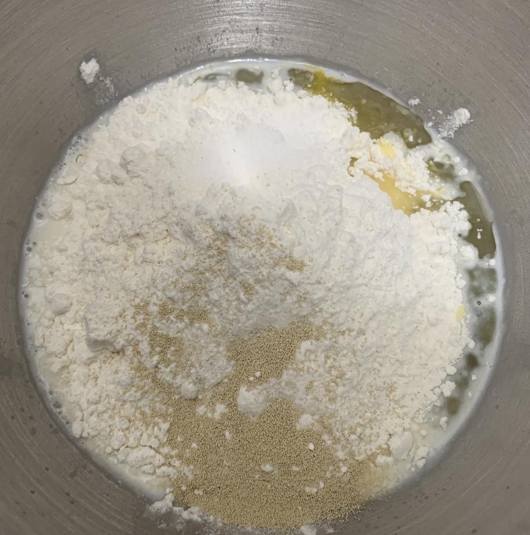 纯奶手撕吐司的做法 步骤1