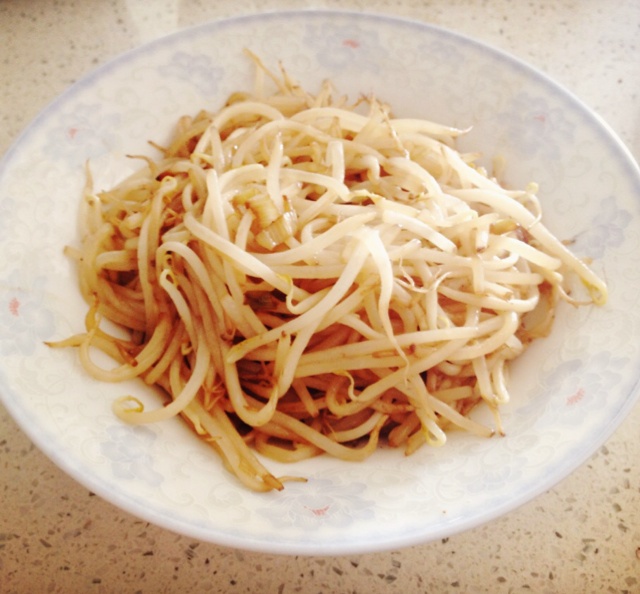 炒豆芽
