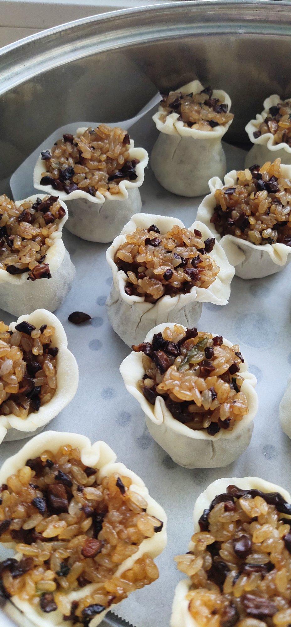 nmgwjlailzc做的江南手工细点——香菇糯米烧麦(烧卖)